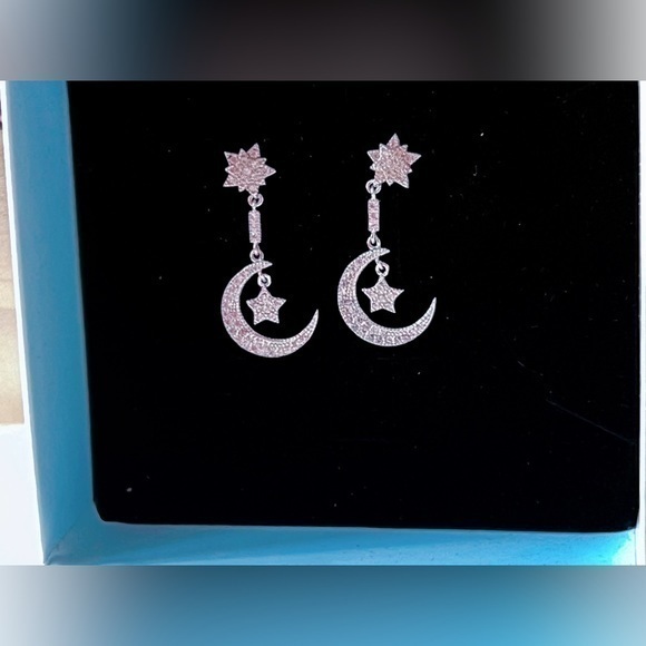 Silver Jeans Jewelry - COPY - Sterling Silver Moon & Star dangle Earrings